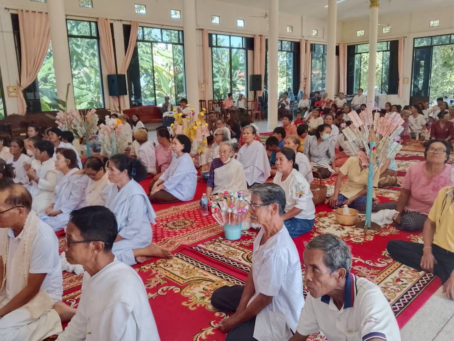 ภาพร่วมพิธีกรรมวัดบัวระพา