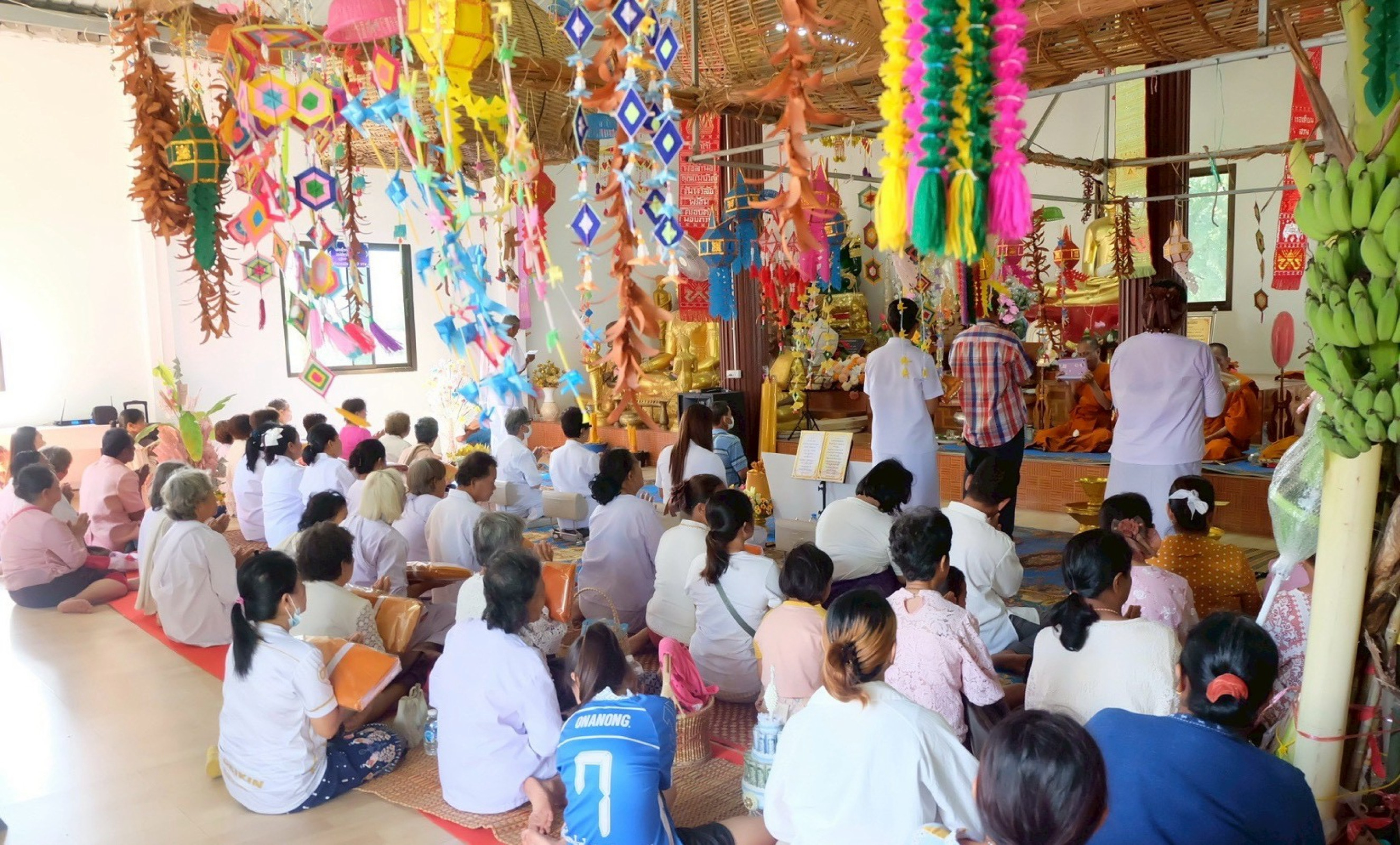 ภาพร่วมพิธีกรรมวัดป่าโป่งสีวนาราม