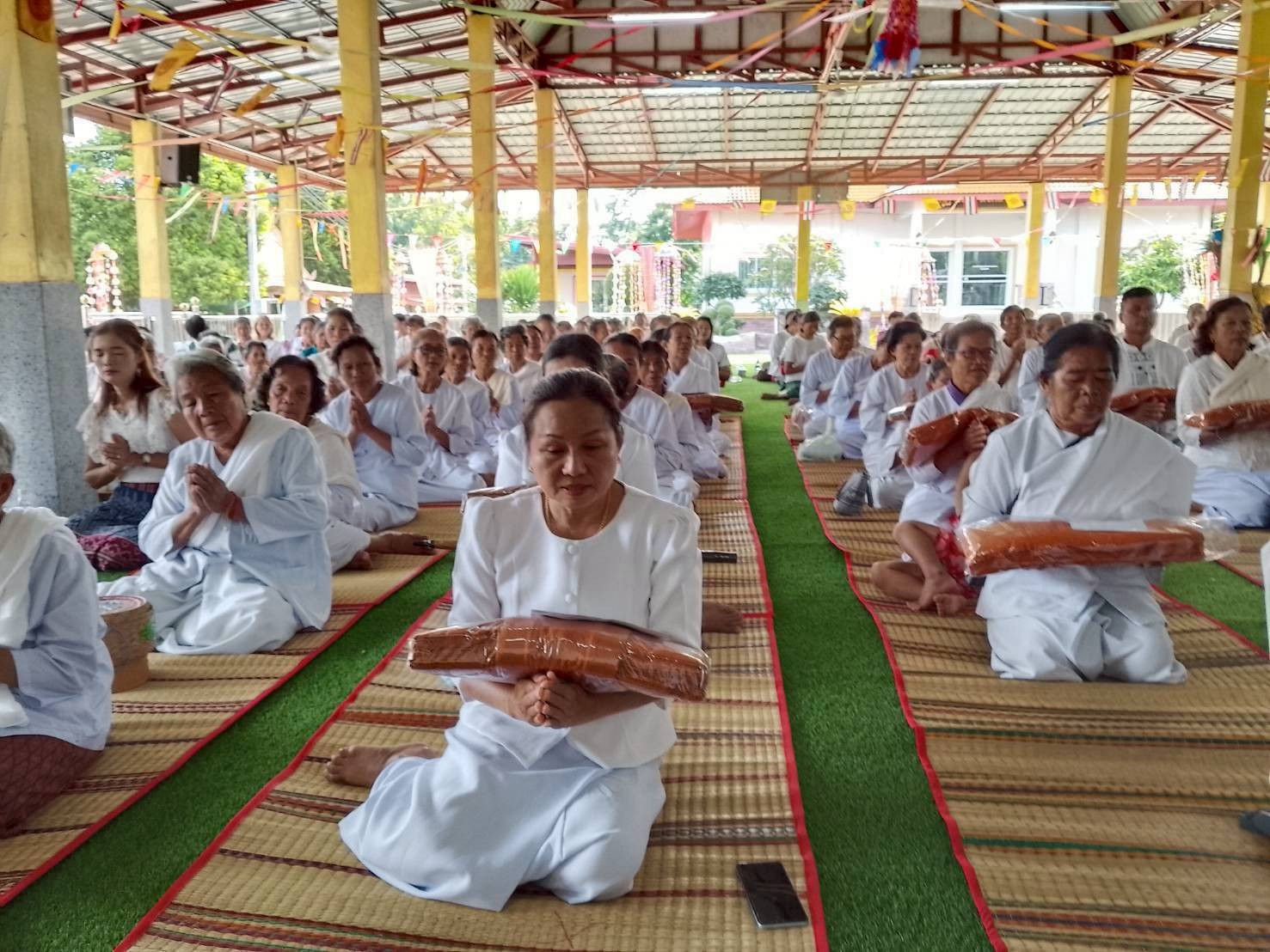 ภาพร่วมพิธีกรรมวัดศิริพนปุญญาวาส