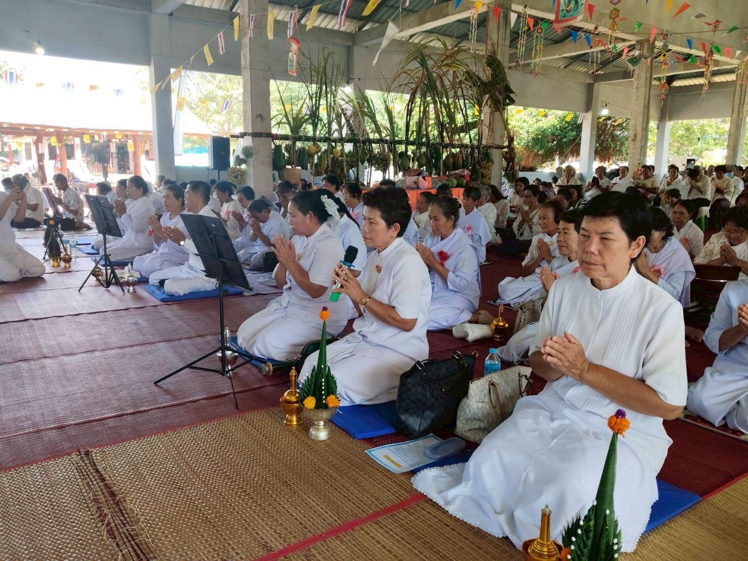 ภาพกล่าวคำถวายกฐินวัดศรีบัวบาน