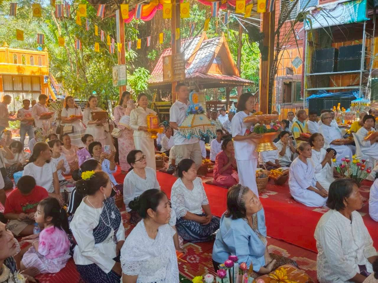 ภาพร่วมพิธีกรรมวัดศรีบุญเรือง