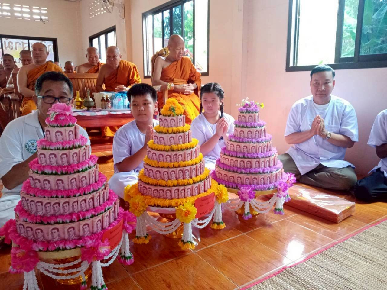 ภาพร่วมพิธีกรรมวัดดอนปอ