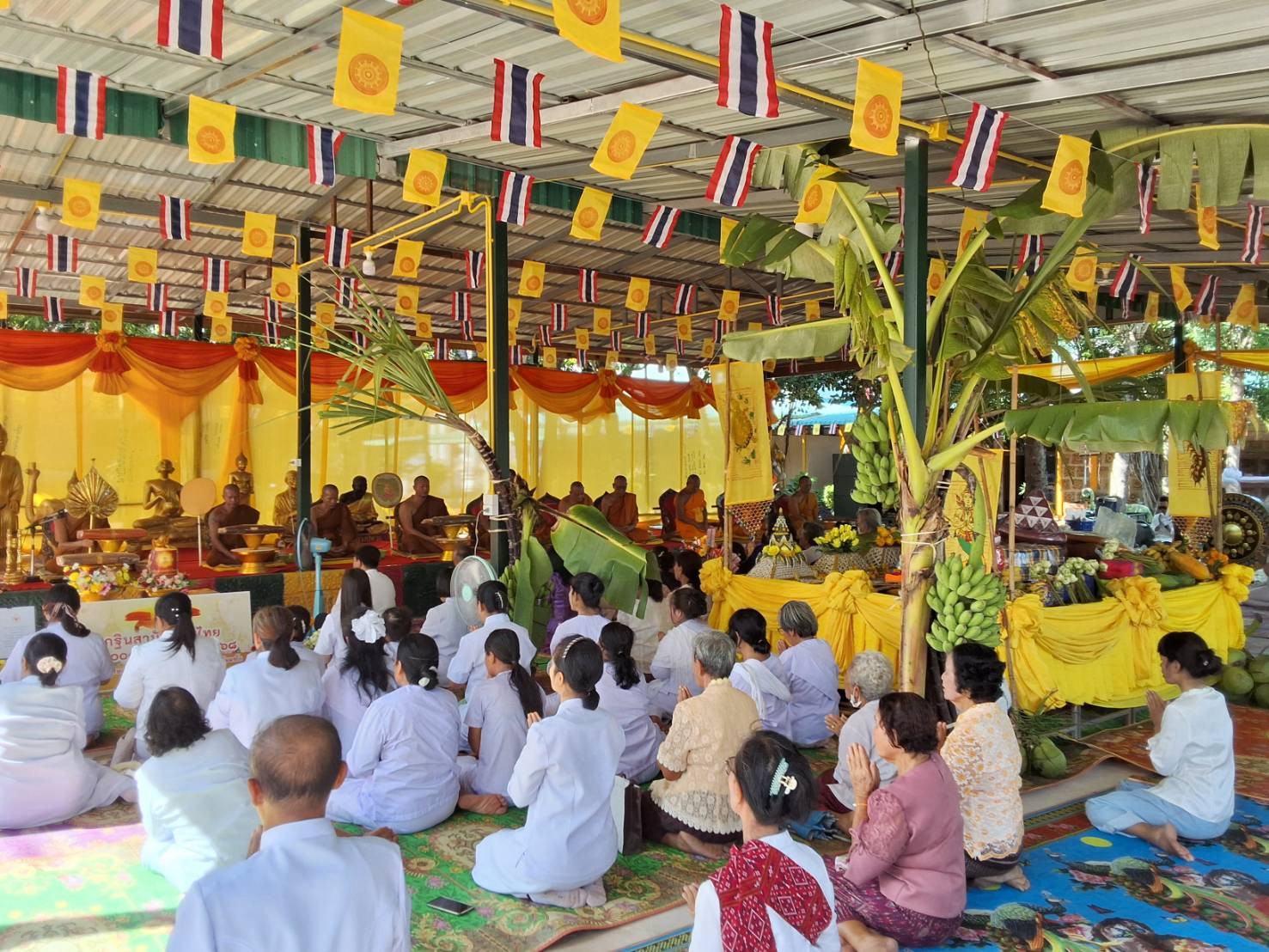 ภาพร่วมพิธีกรรมวัดคณิศรธรรมิการาม