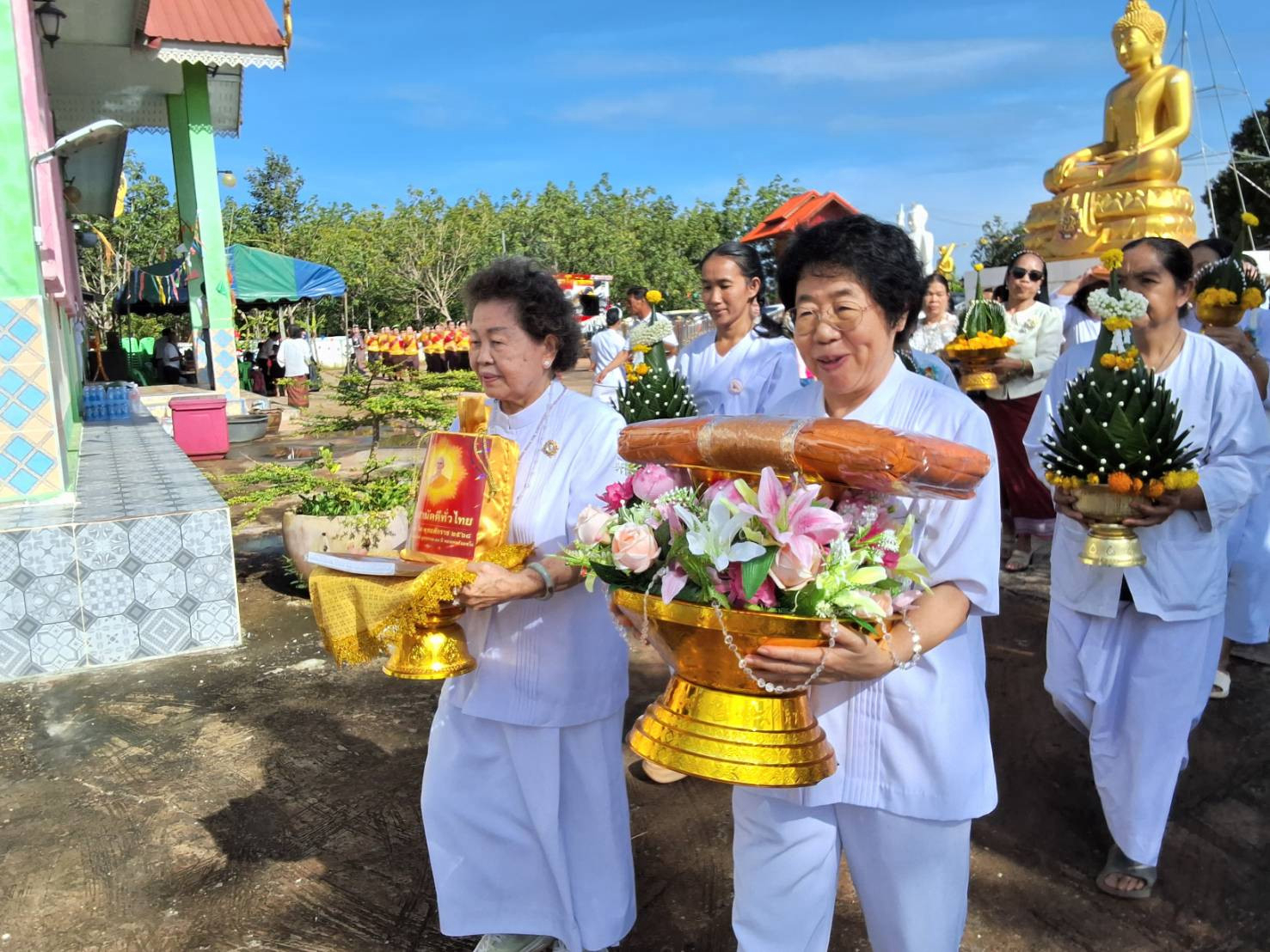 ภาพร่วมพิธีกรรมวัดป่าดอนหัวน้ำธรรมศิริ