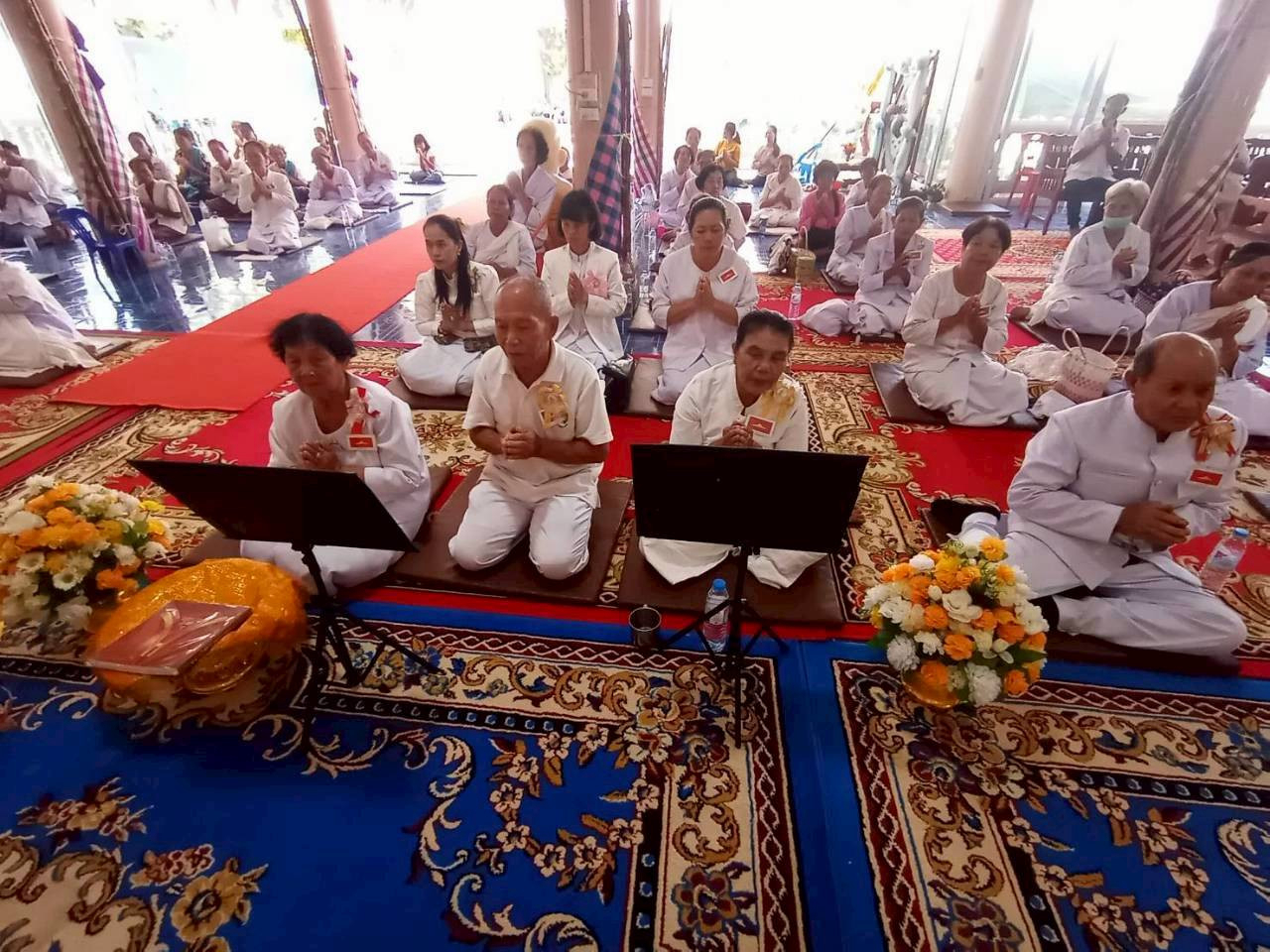 ภาพร่วมพิธีกรรมวัดโอภาสวิทยาราม