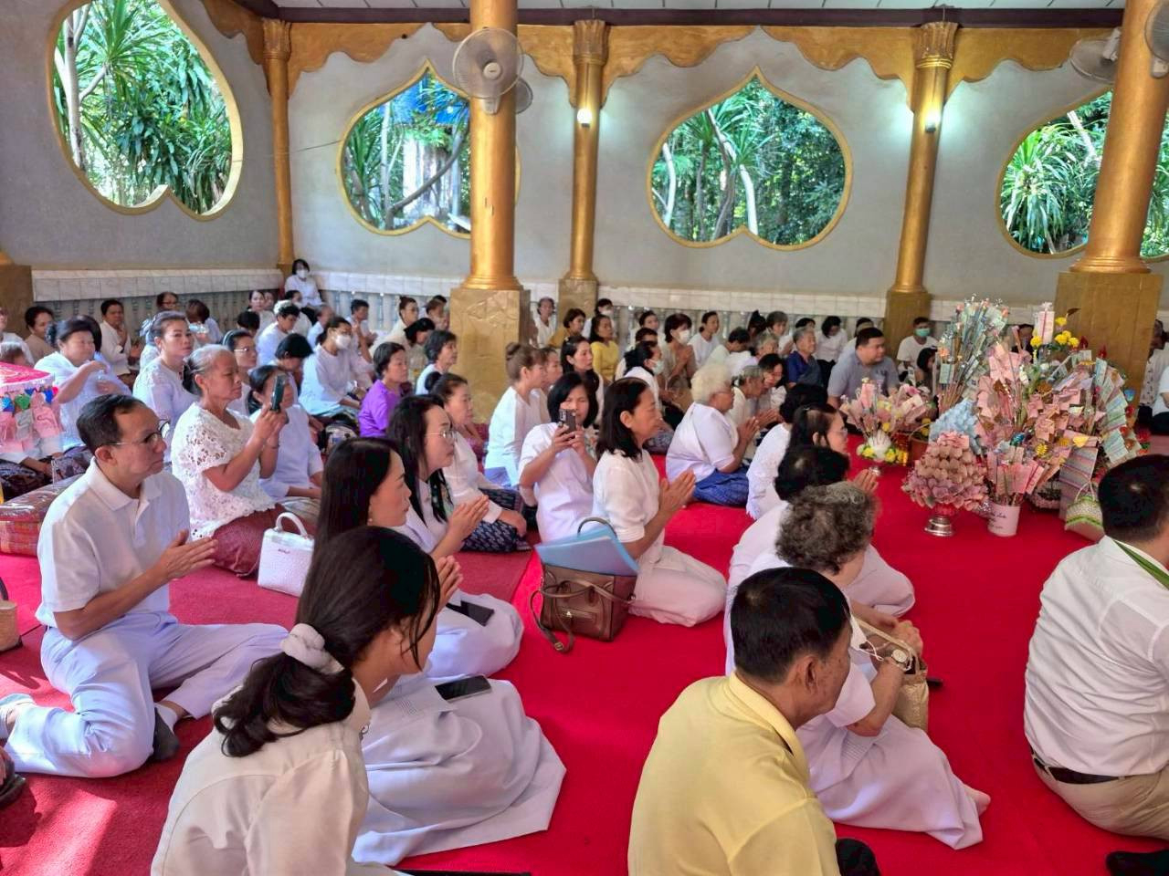 ภาพร่วมพิธีกรรมวัดป่านันทวัน