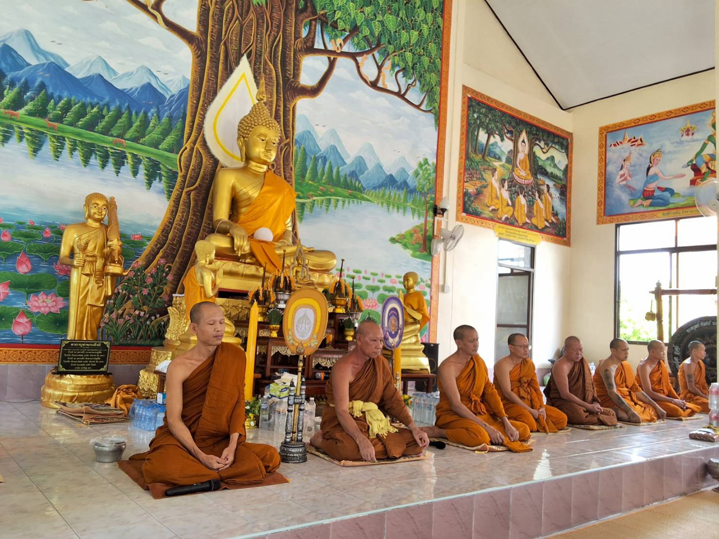 ภาพร่วมพิธีกรรมวัดจอมแจ้ง