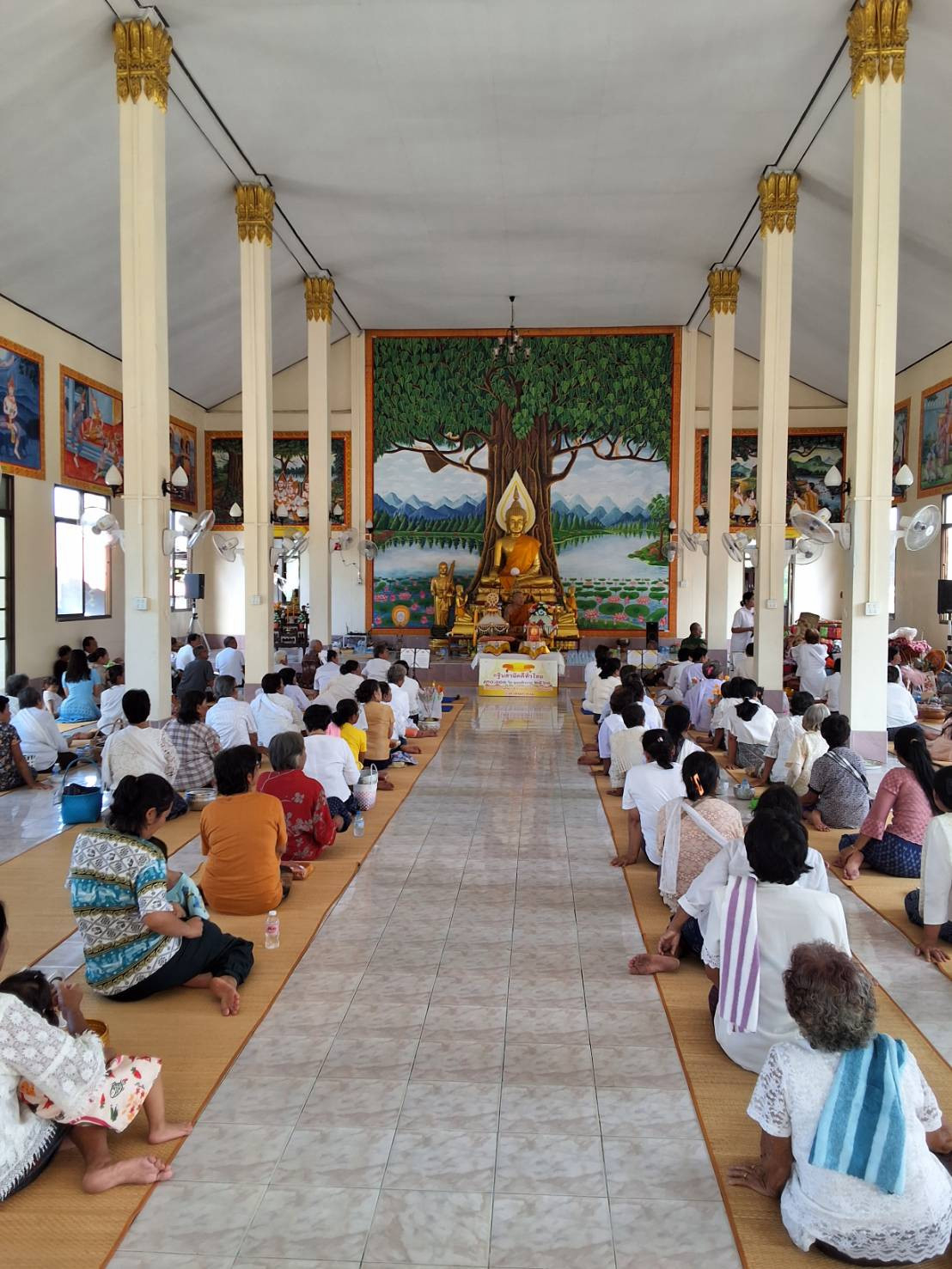 ภาพร่วมพิธีกรรมวัดจอมแจ้ง