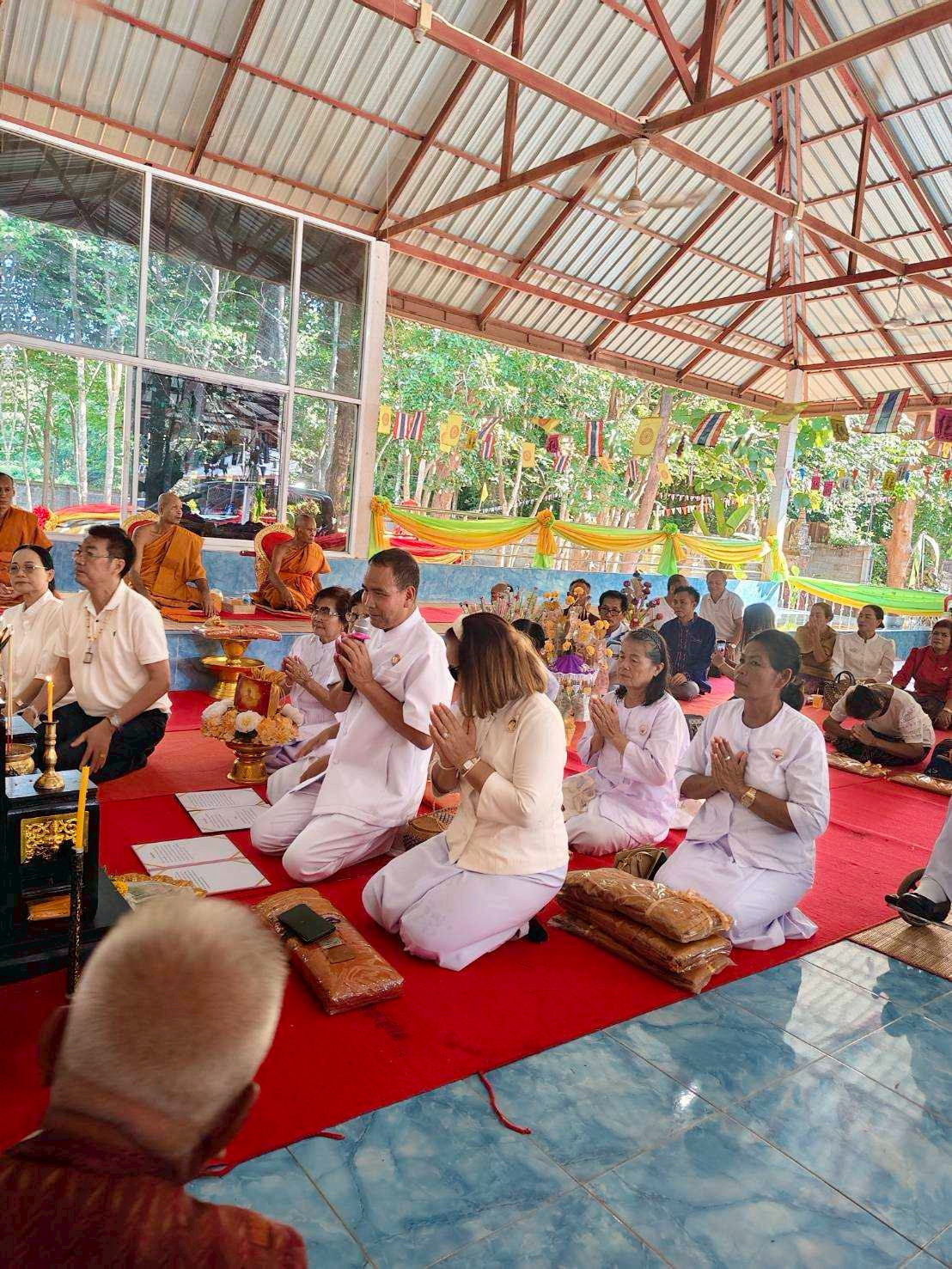 ภาพกล่าวคำถวายกฐินวัดบ่อสะอาด