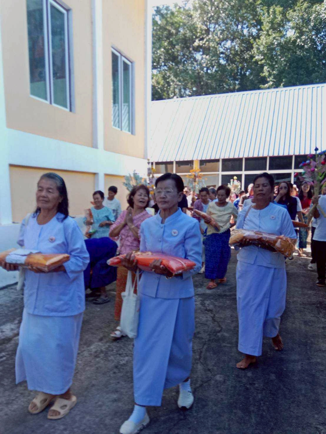 ภาพร่วมพิธีกรรมวัดบ่อสะอาด