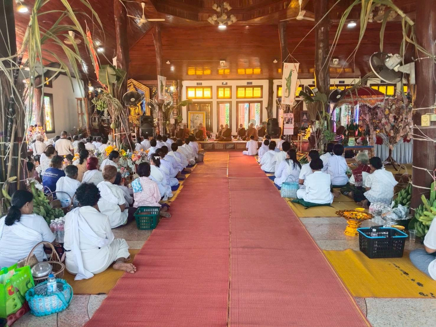 ภาพร่วมพิธีกรรมวัดโพธิ์ตากบ้านโพนบก