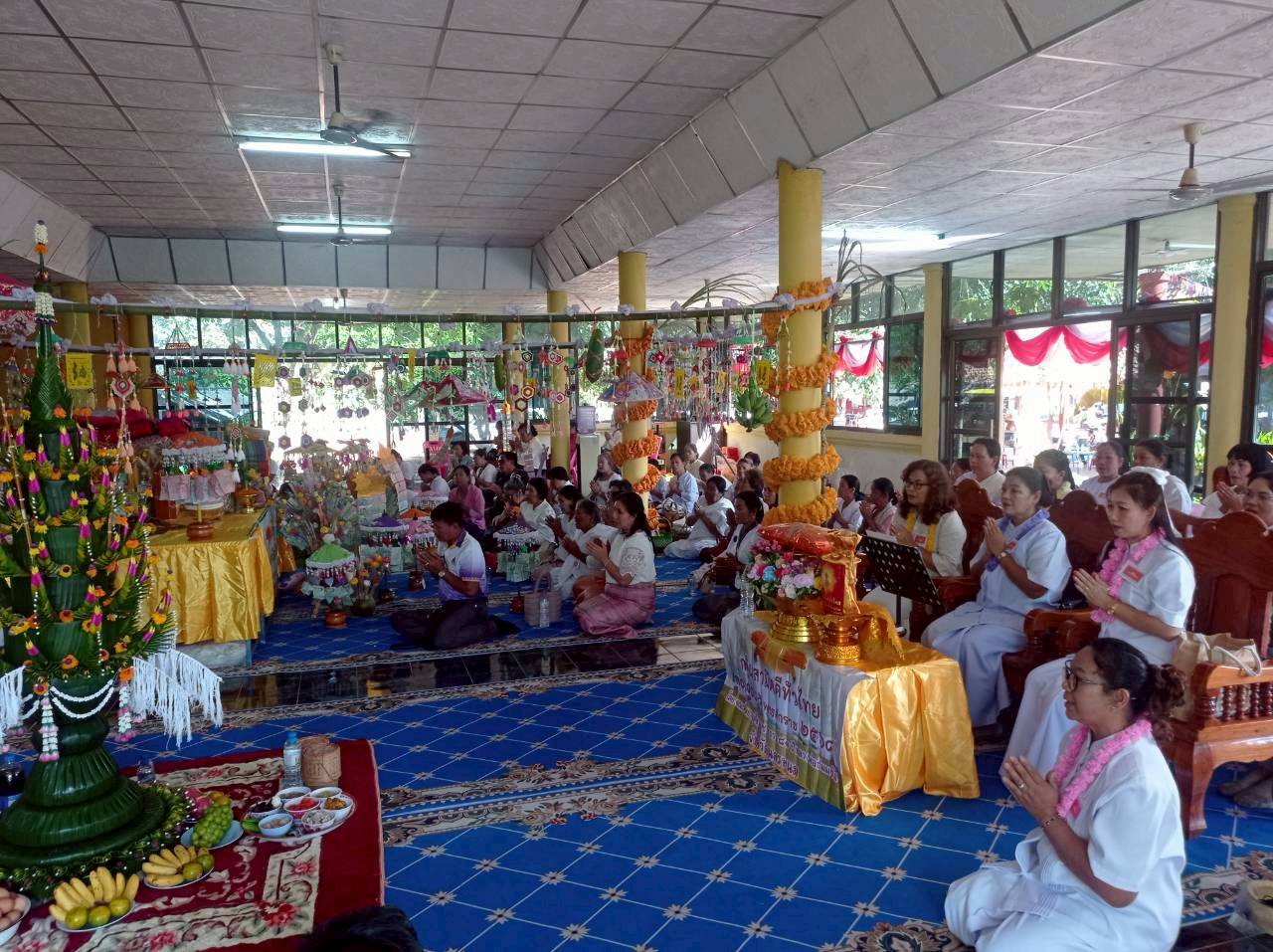 ภาพร่วมพิธีกรรมวัดฮองไฮ