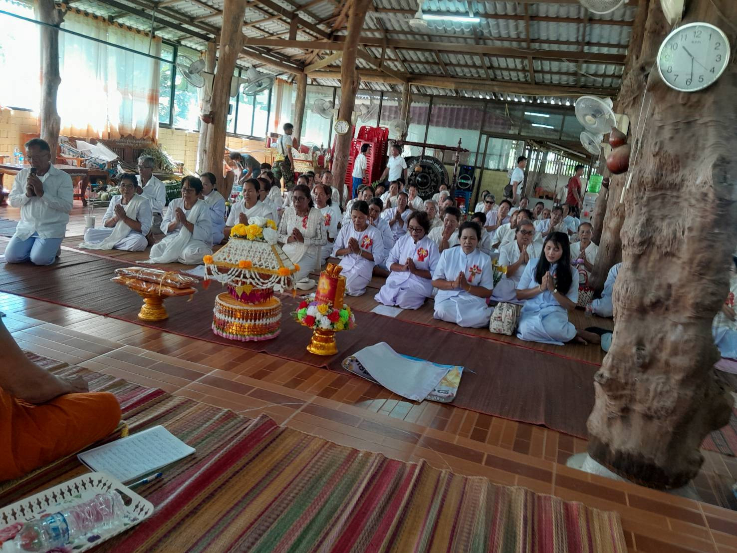 ภาพร่วมพิธีกรรมวัดโสกน้ำใส