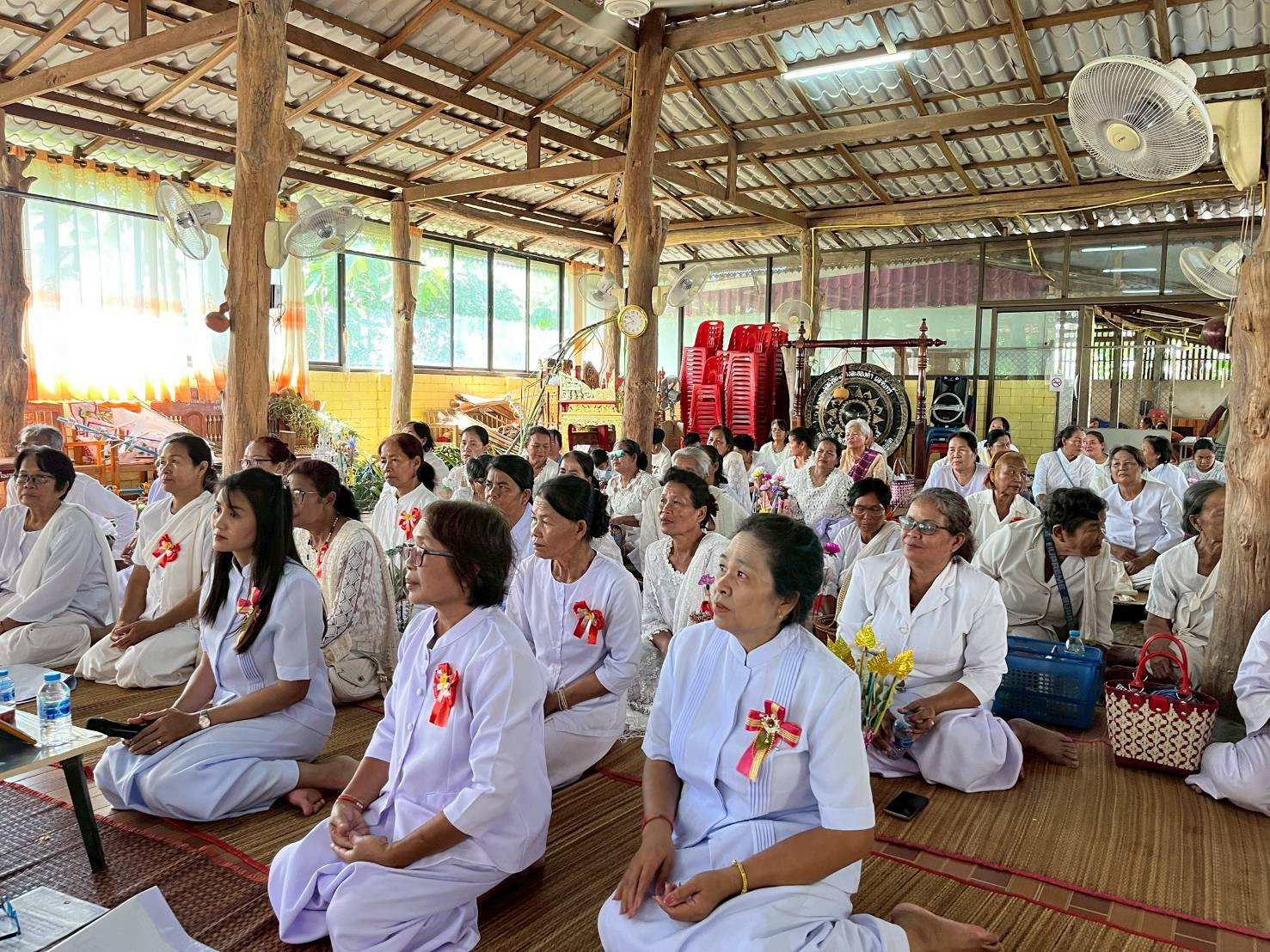 ภาพร่วมพิธีกรรมวัดโสกน้ำใส