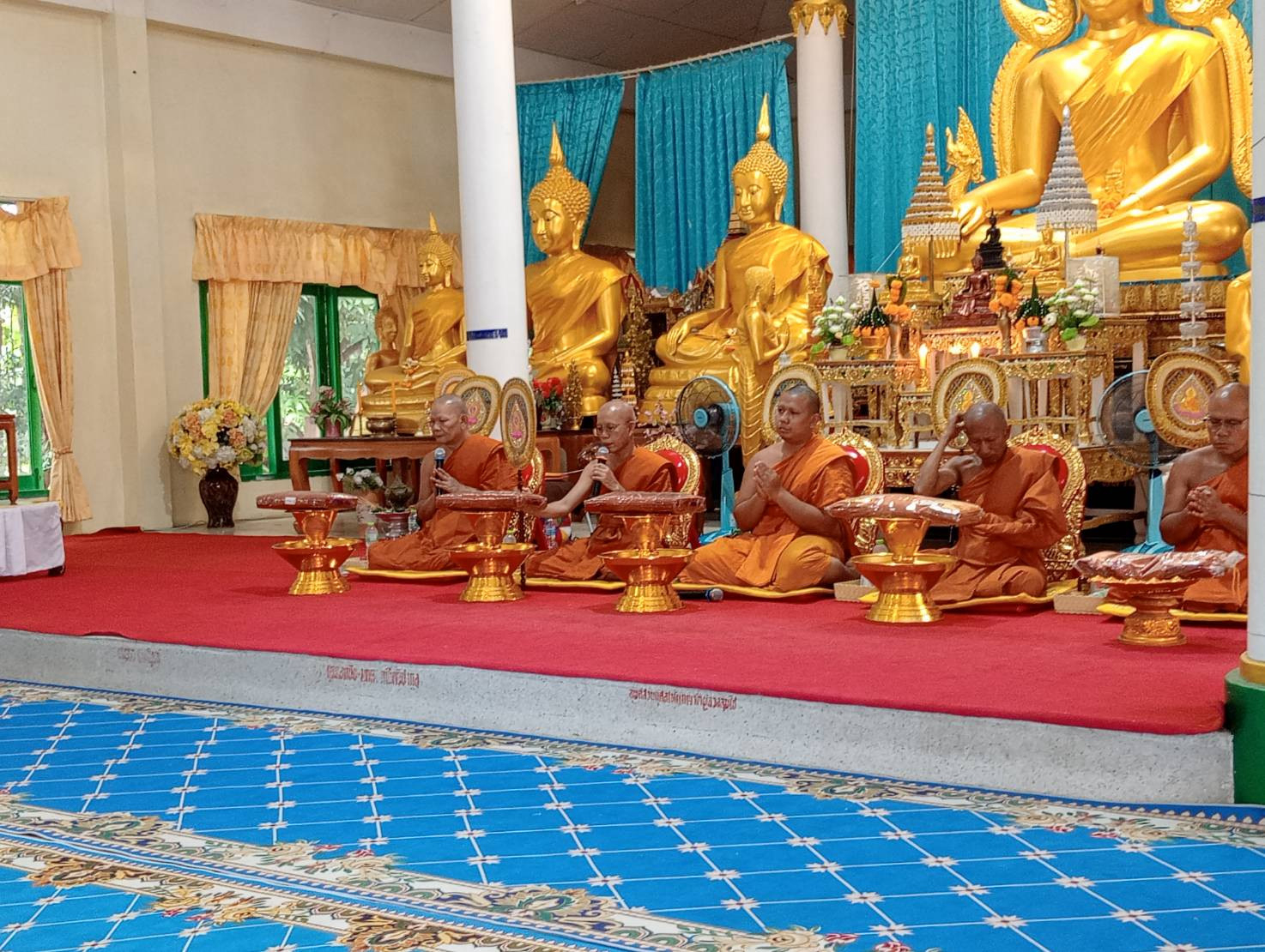 ภาพร่วมพิธีกรรมวัดศรีธงทอง