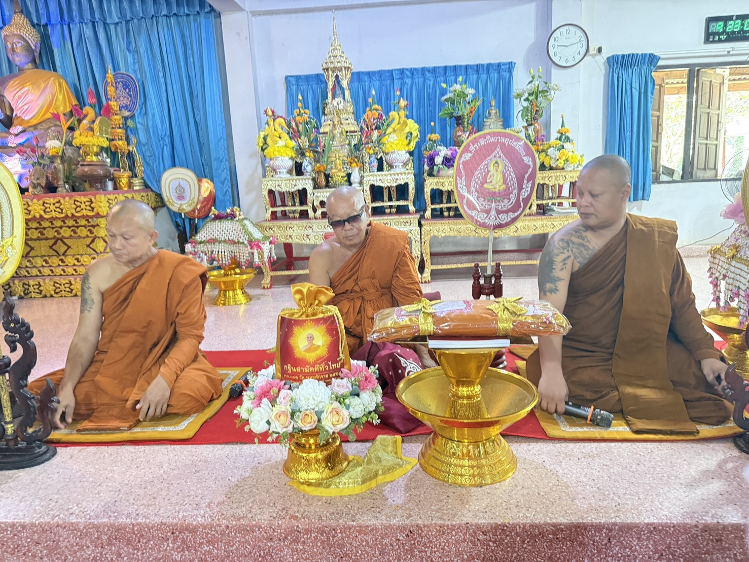 ภาพร่วมพิธีกรรมวัดนาเวียง