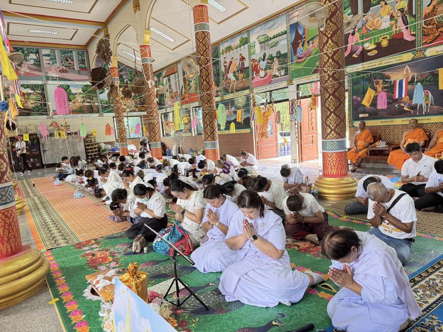 ภาพร่วมพิธีกรรมวัดคำเลา