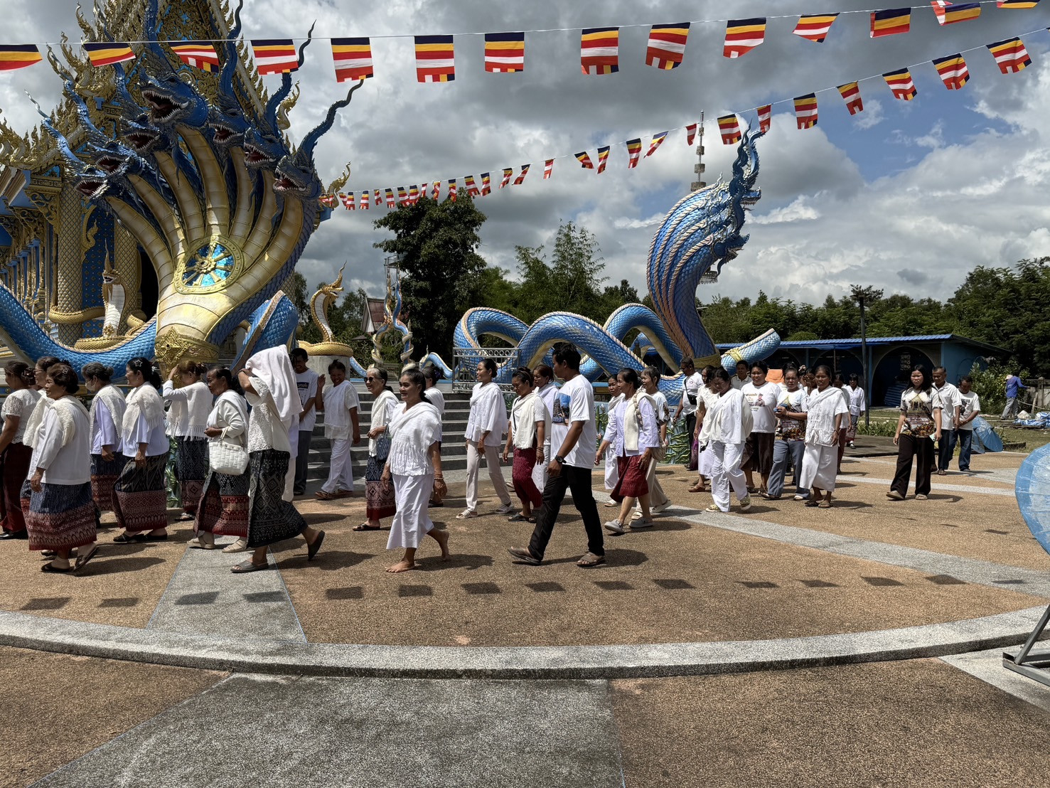 ภาพร่วมพิธีกรรมวัดคำเลา