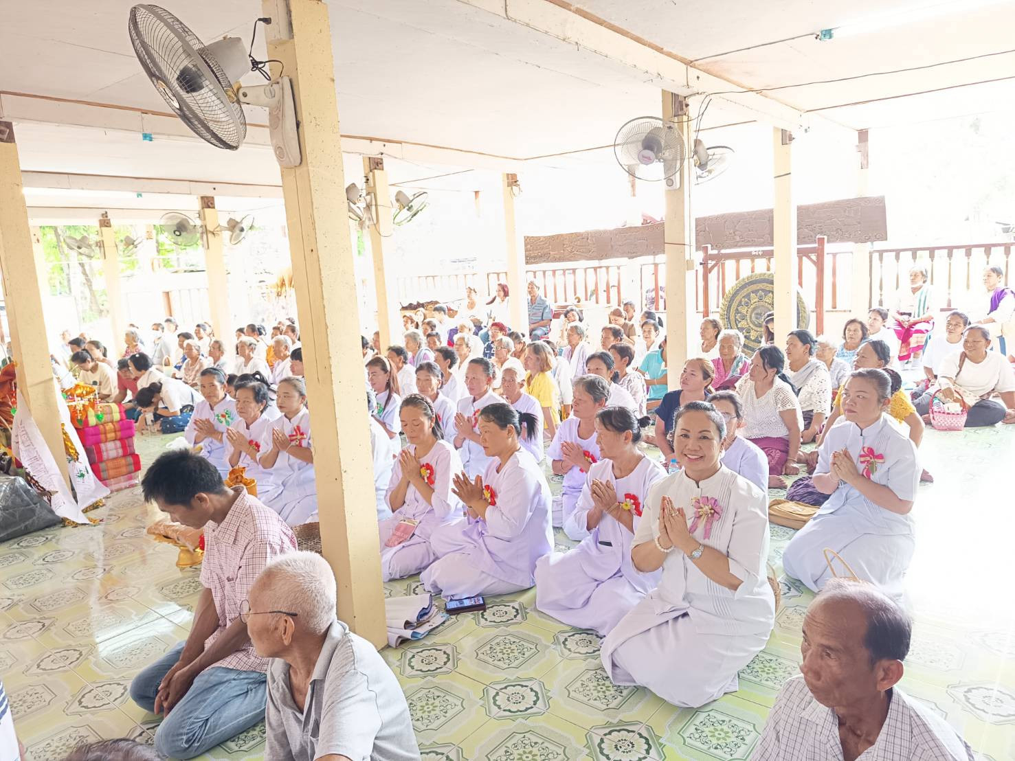 ภาพร่วมพิธีกรรมวัดบ้านดู่ทุ่ง