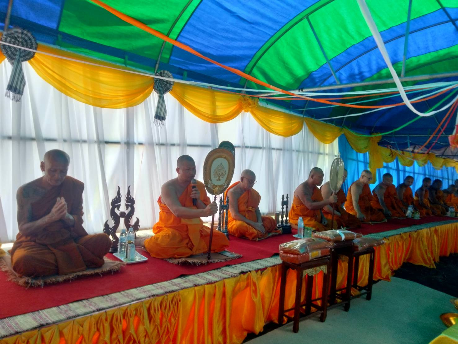 ภาพร่วมพิธีกรรมที่พักสงฆ์แสงสุวรรณพัฒนาราม