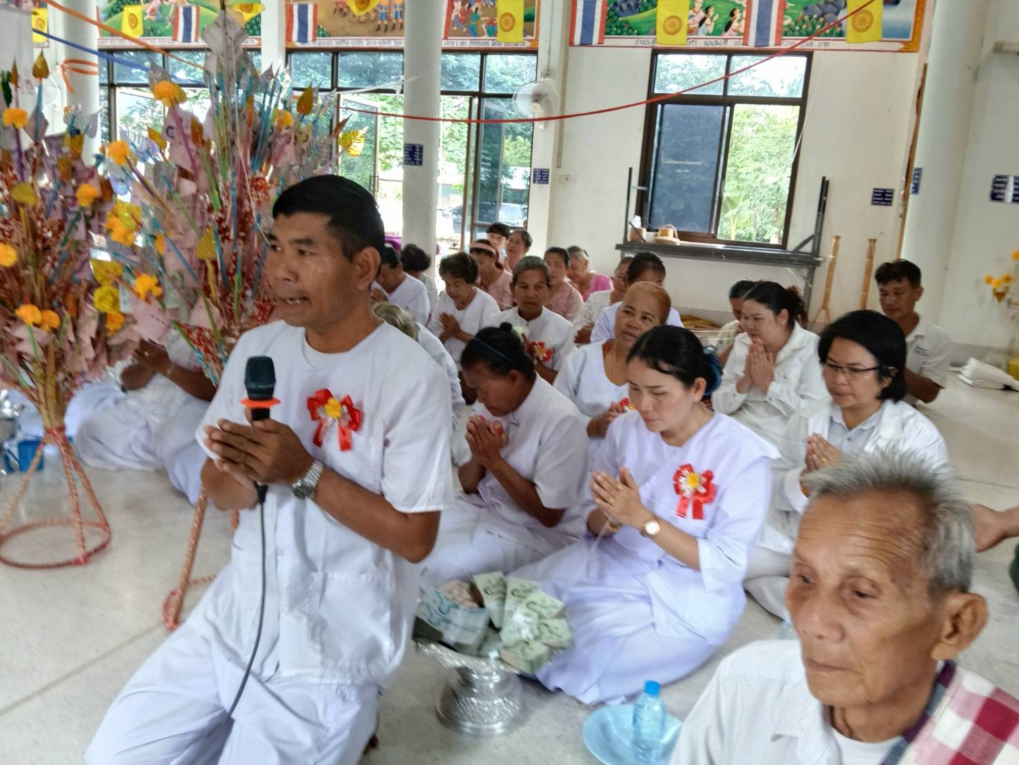 ภาพร่วมพิธีกรรมวัดหนองศาลา