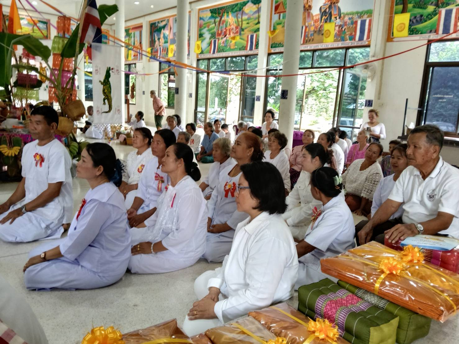 ภาพร่วมพิธีกรรมวัดหนองศาลา