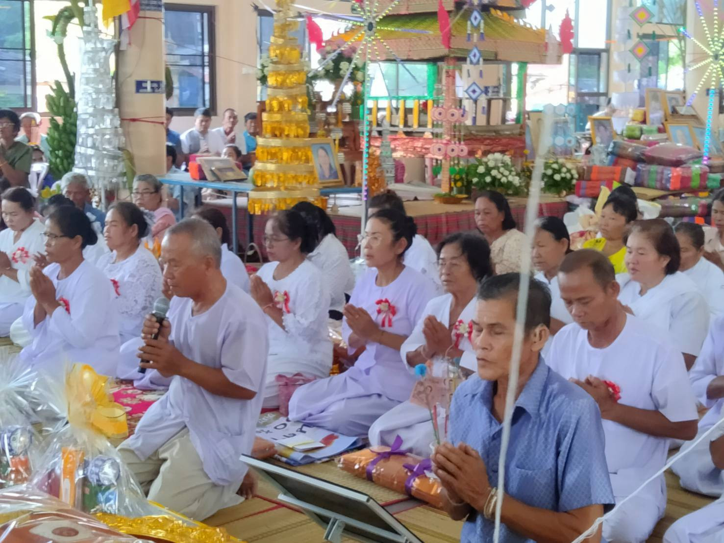 ภาพกล่าวคำถวายกฐินวัดพลไว