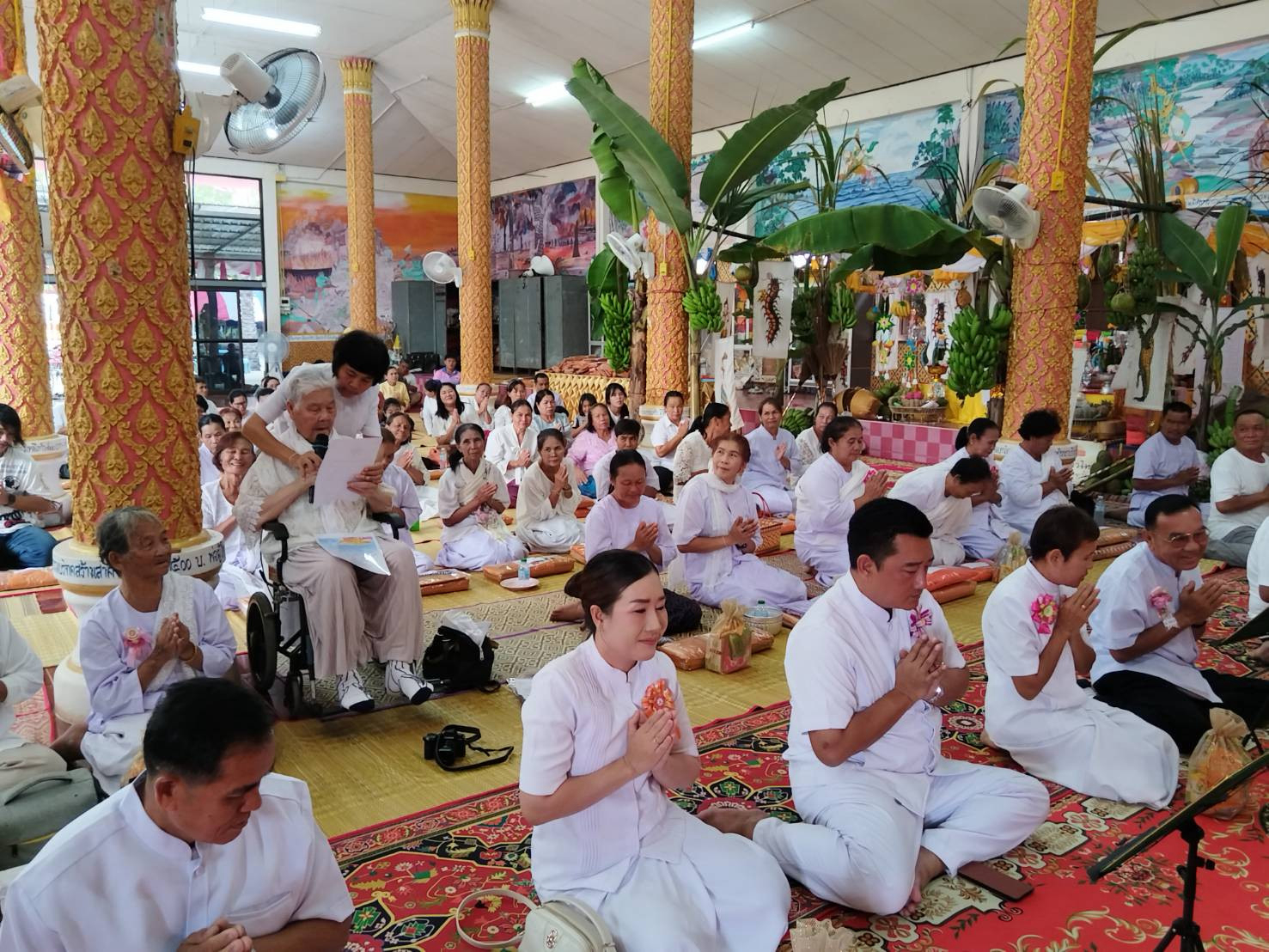 ภาพร่วมพิธีกรรมวัดบ้านเหล่าตำแย