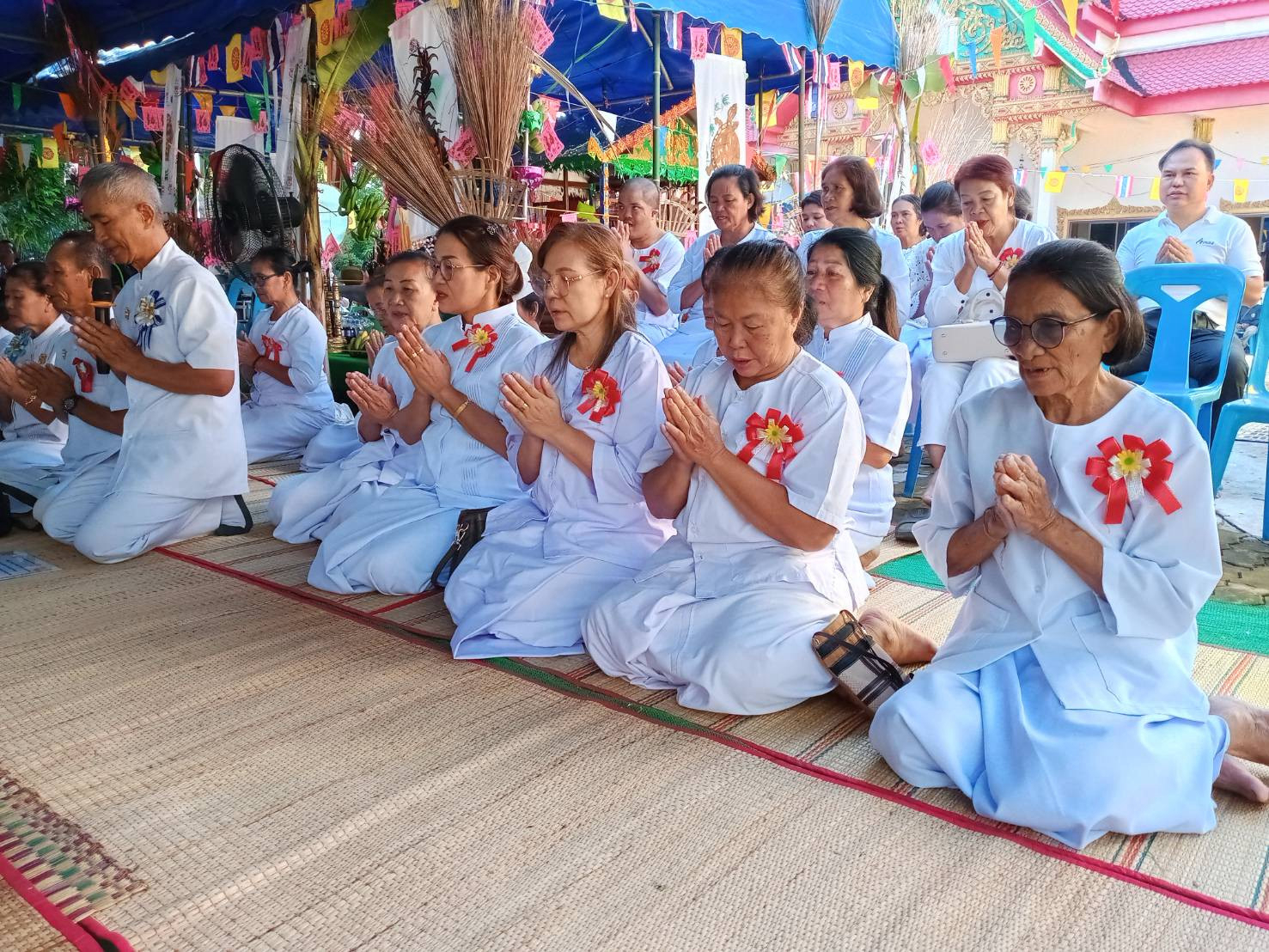 ภาพร่วมพิธีกรรมวัดรัตนสุทธาราม