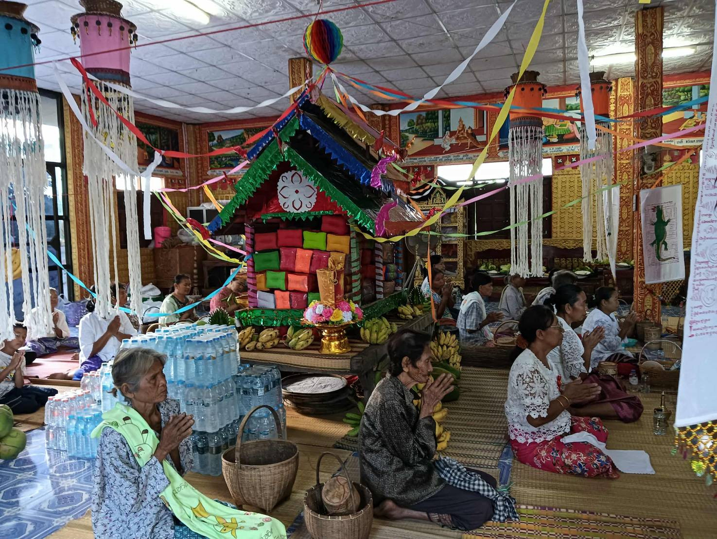 ภาพร่วมพิธีกรรมวัดบ้านโนนโพธิ์