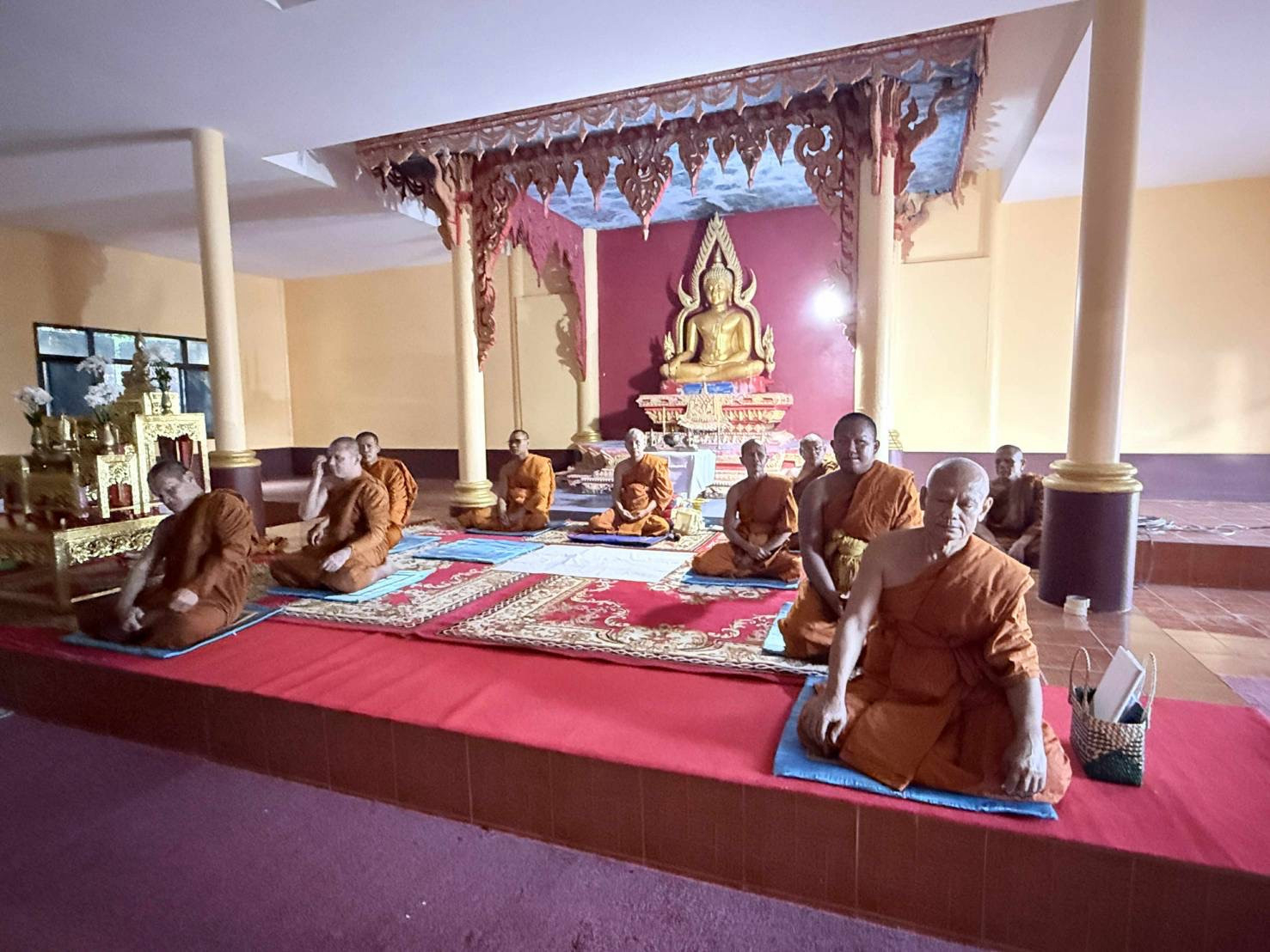 ภาพร่วมพิธีกรรมวัดป่าพุทธิคุณ