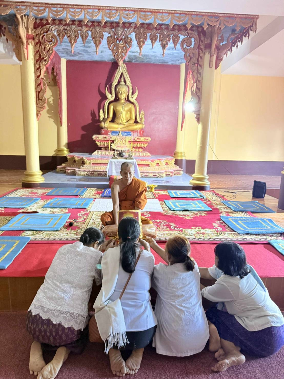 ภาพร่วมพิธีกรรมวัดป่าพุทธิคุณ