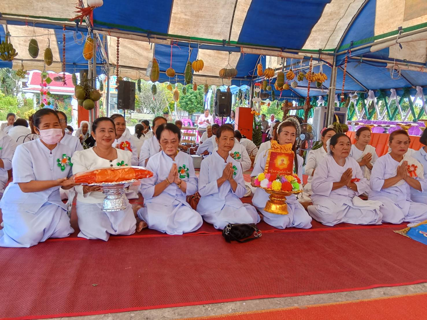 ภาพร่วมพิธีกรรมวัดโสกผักหวาน