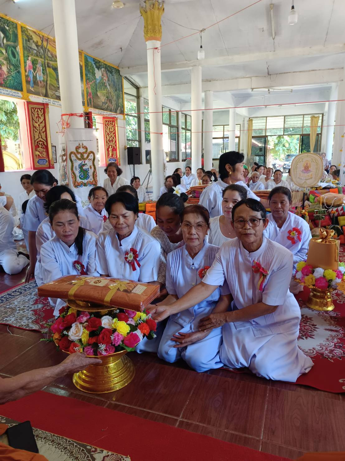 ภาพร่วมพิธีกรรมวัดบ้านแหล่งหนู