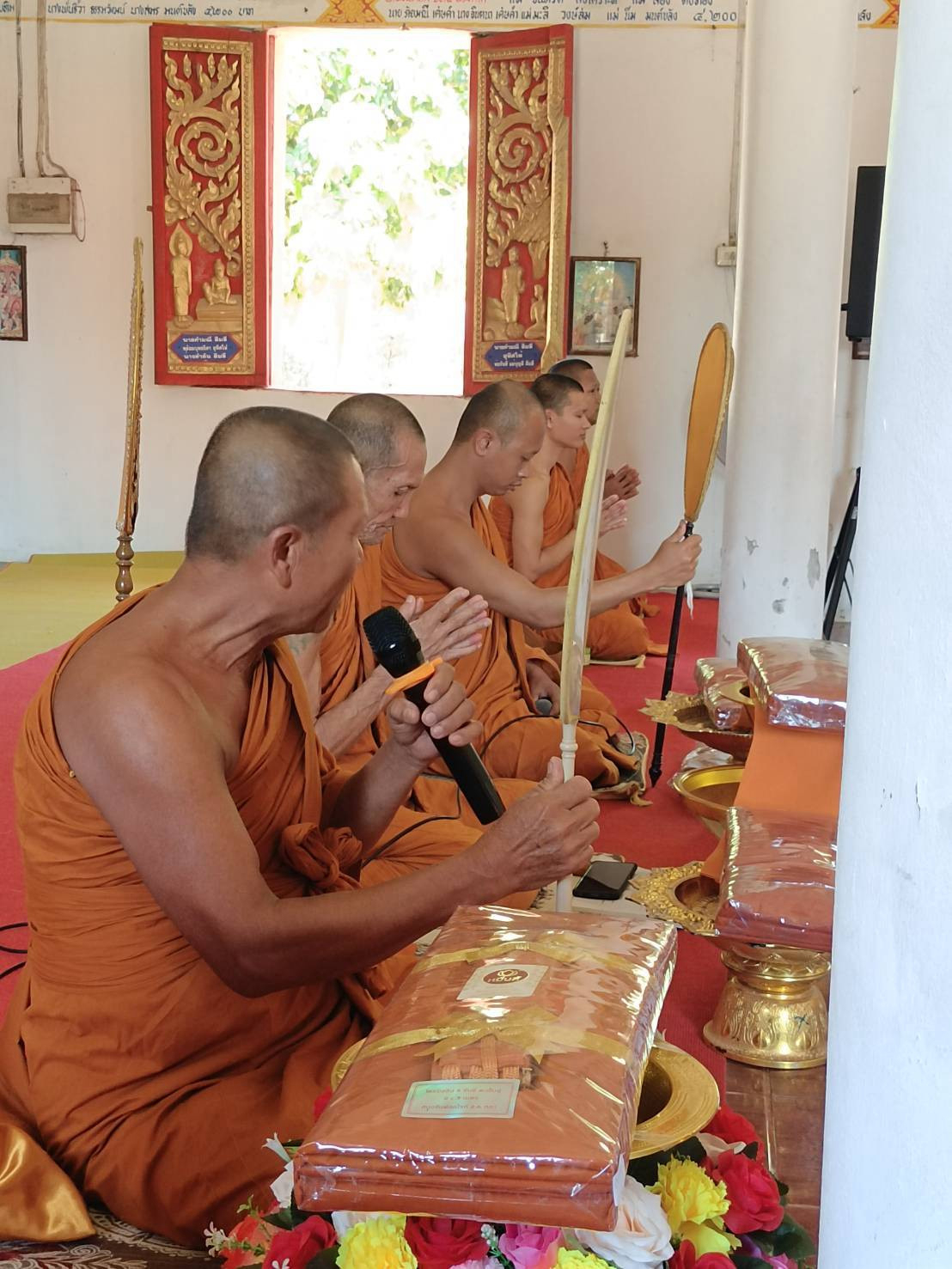 ภาพร่วมพิธีกรรมวัดบ้านแหล่งหนู