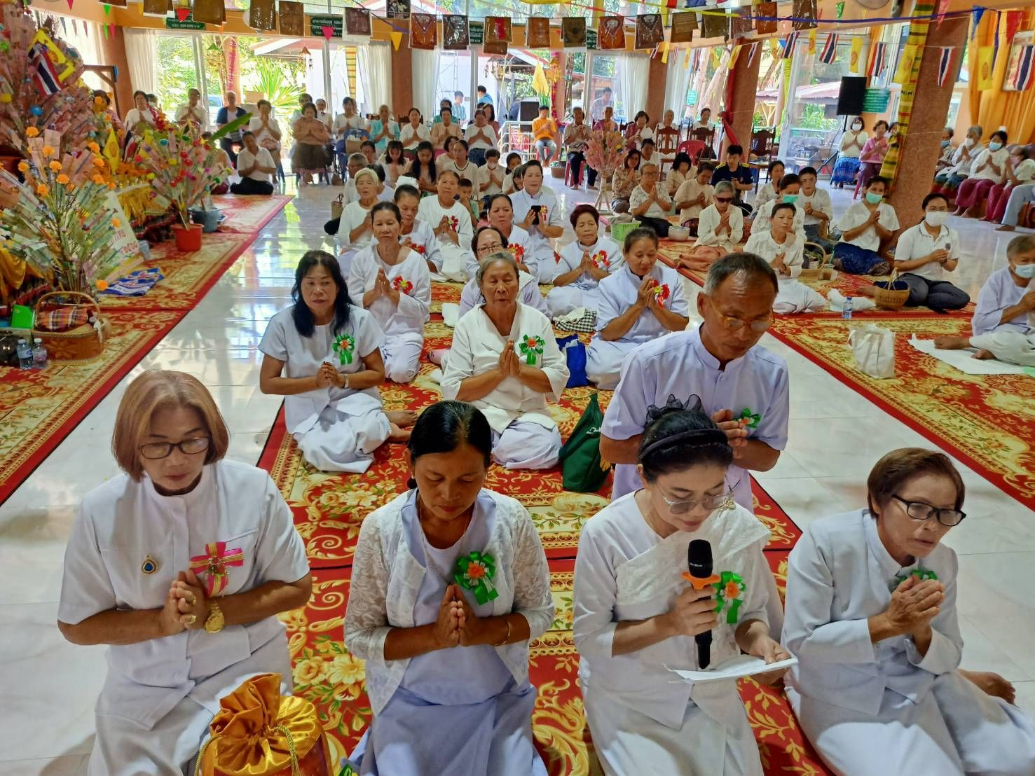 ภาพร่วมพิธีกรรมวัดเทพรังษี