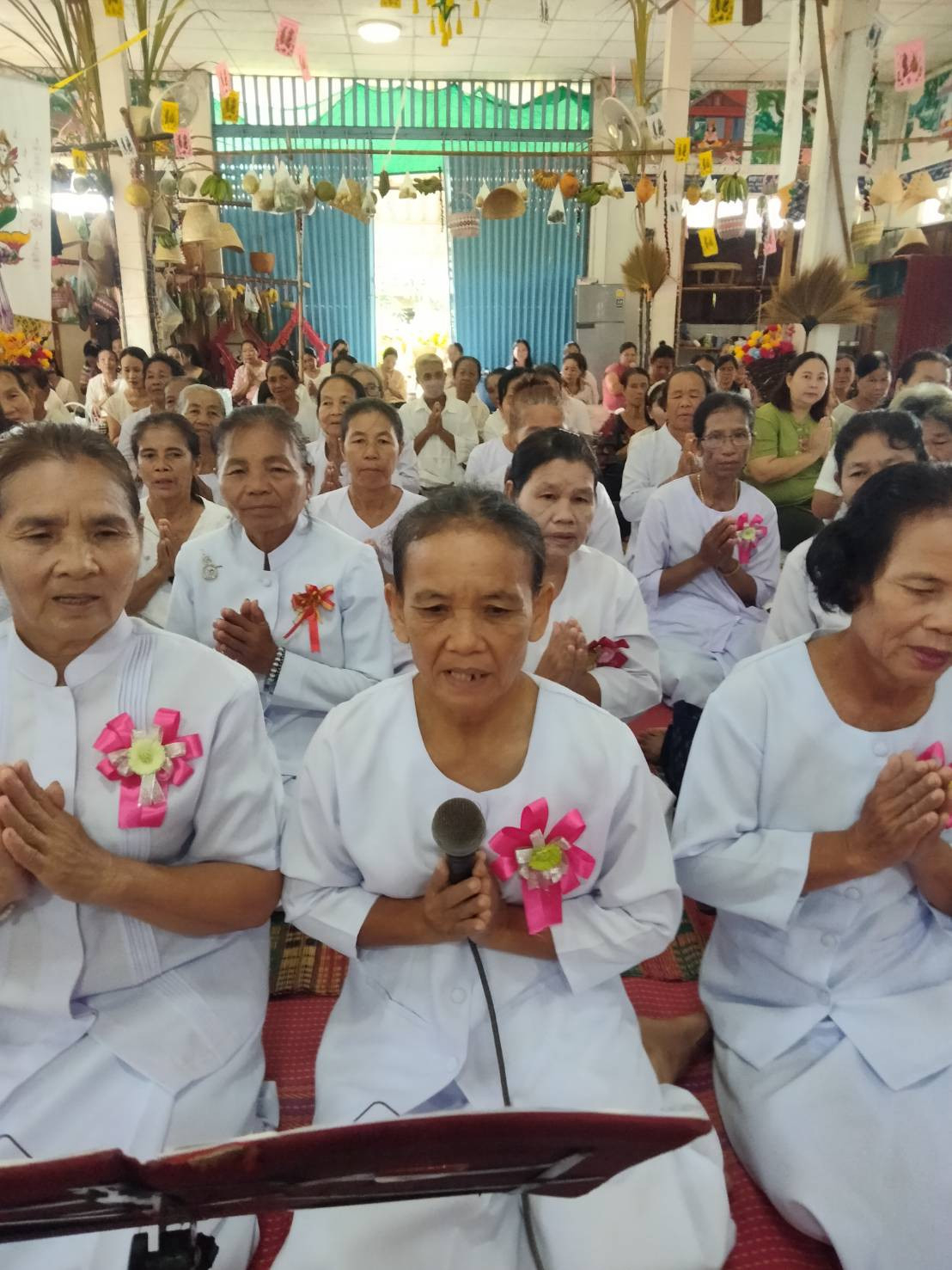 ภาพร่วมพิธีกรรมวัดบ้านหนองบึง
