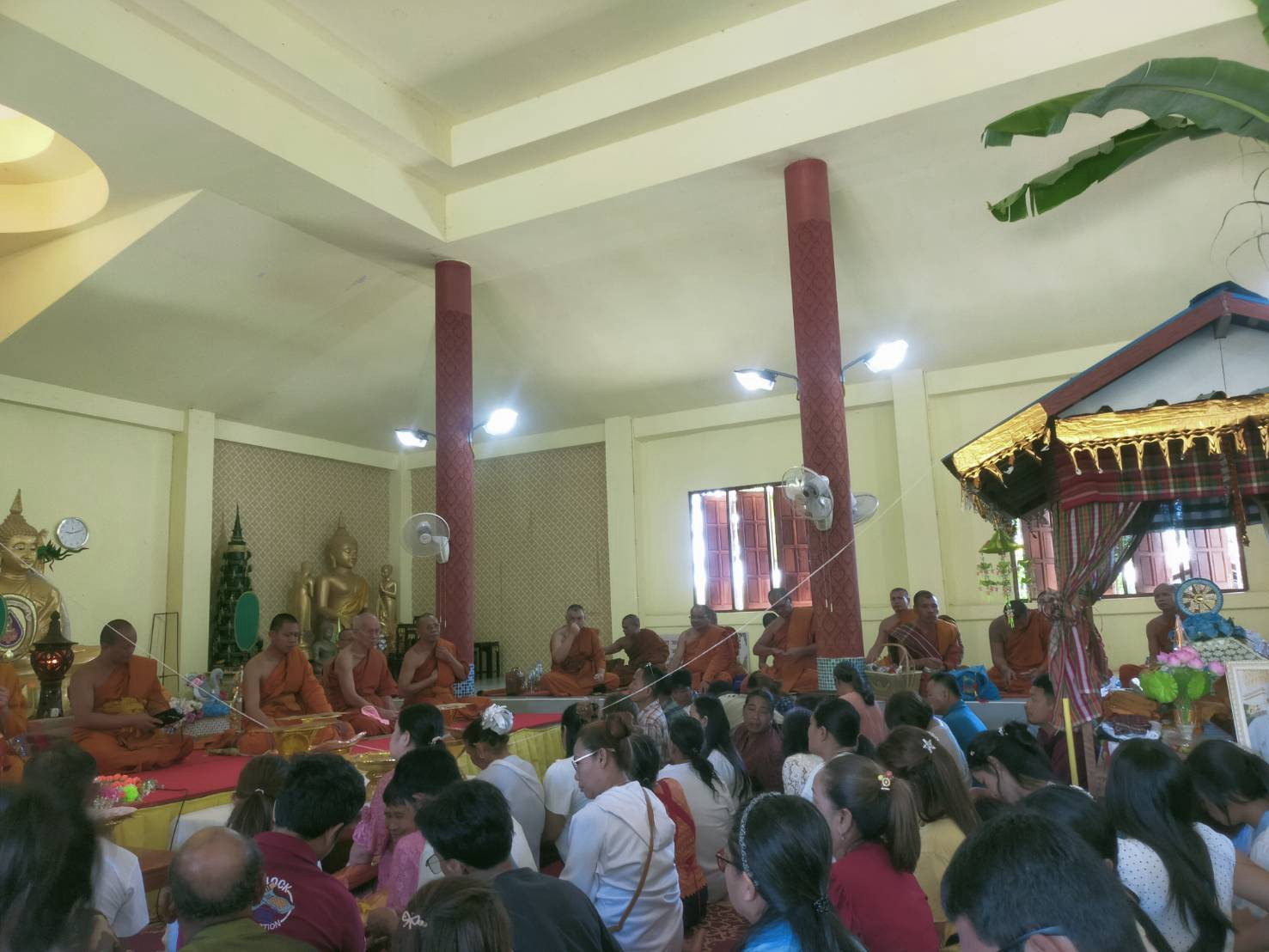 ภาพร่วมพิธีกรรมวัดหนองแหน