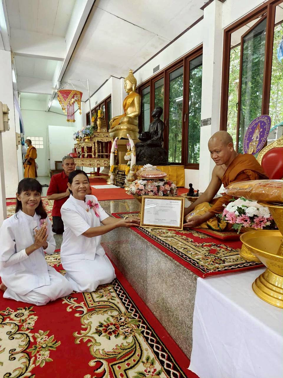 ภาพร่วมพิธีกรรมวัดระกา