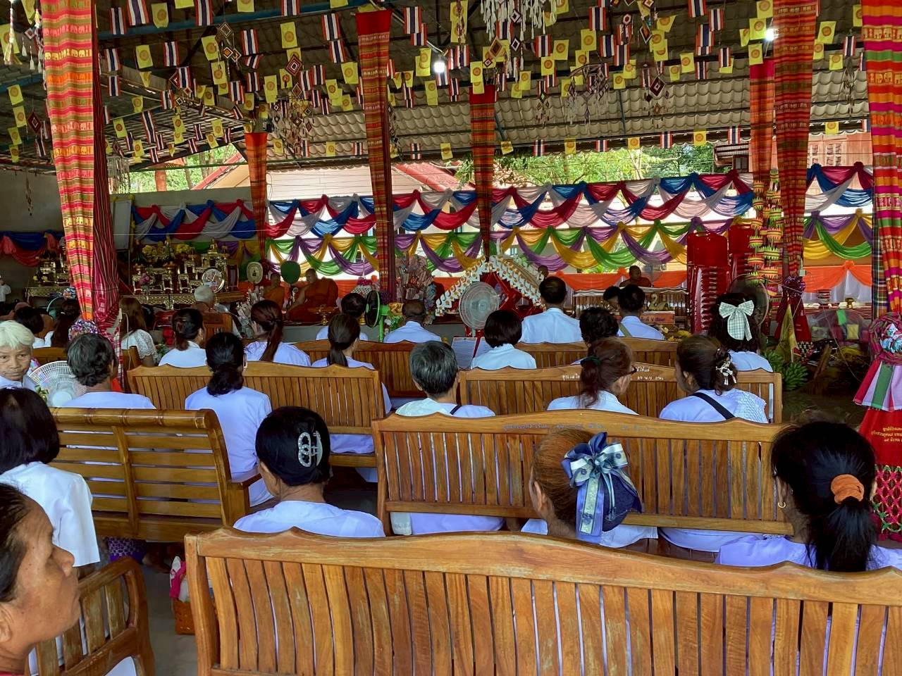 ภาพร่วมพิธีกรรมวัดจำนัน