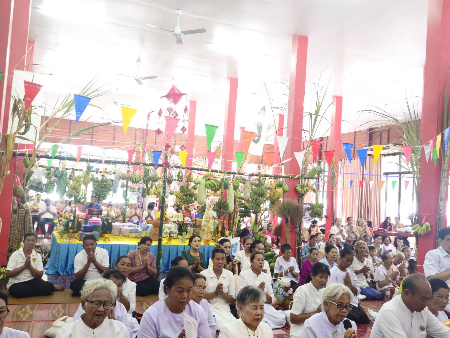 ภาพร่วมพิธีกรรมวัดป่าโชติการาม