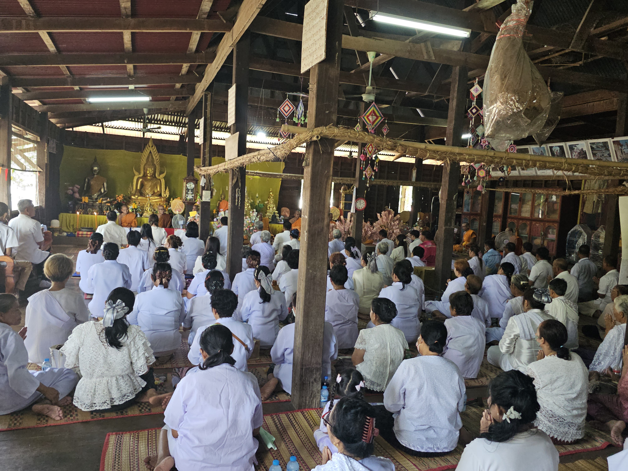 ภาพร่วมพิธีกรรมวัดถาวรสามัคคี