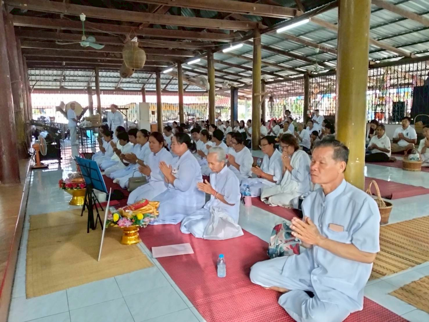 ภาพร่วมพิธีกรรมวัดอัมพวนาราม