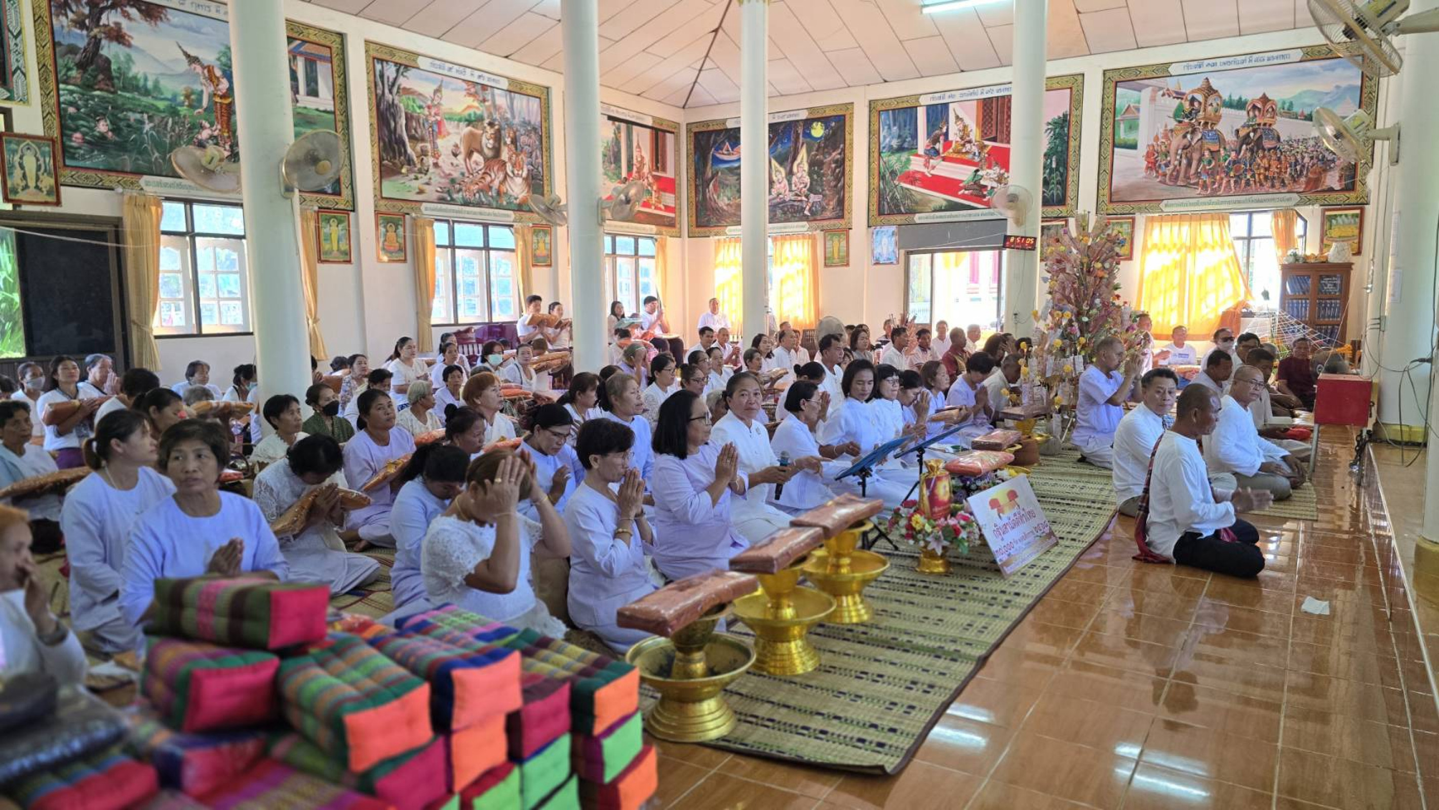 ภาพร่วมพิธีกรรมวัดศรีบุญเรือง