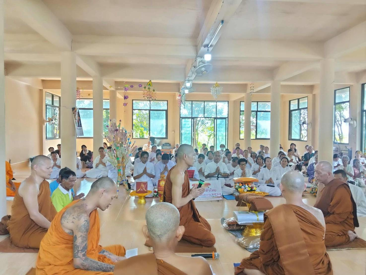 ภาพร่วมพิธีกรรมวัดถ้ำเทพานิมิต