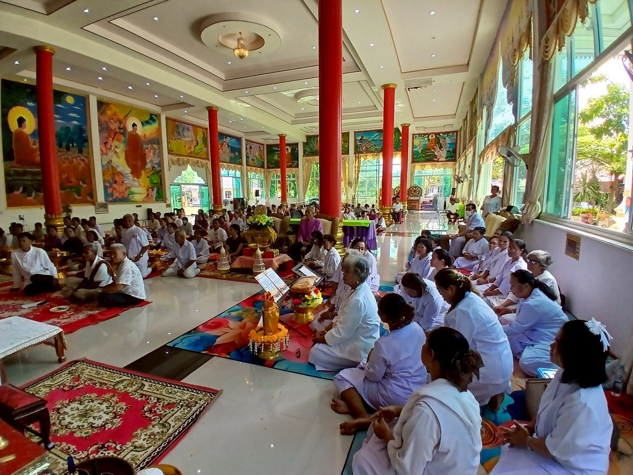 ภาพร่วมพิธีกรรมวัดสว่างศรีสมพร