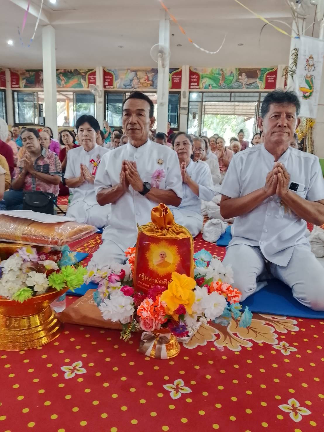 ภาพร่วมพิธีกรรมวัดโพธิสมพร