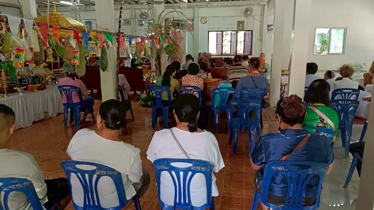 ภาพร่วมพิธีกรรมวัดป่าเลไลย์