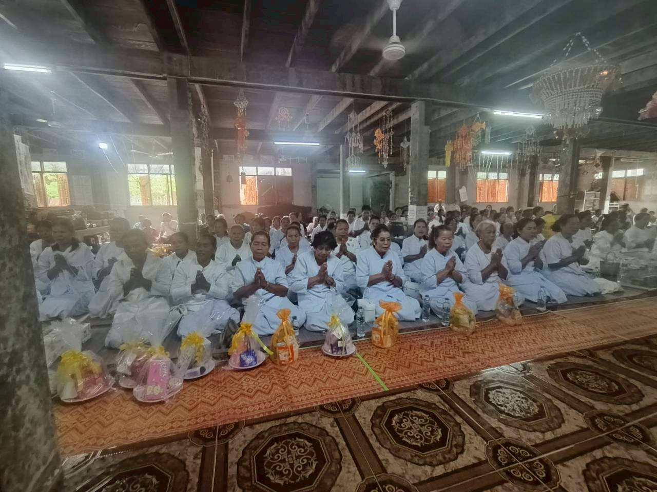 ภาพร่วมพิธีกรรมวัดกุงศรีสันติยาราม