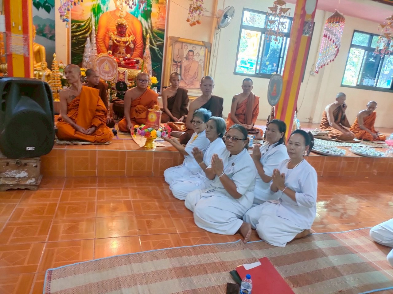 ภาพร่วมพิธีกรรมวัดชัยมงคล